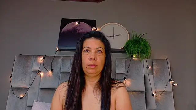 JaylaScott   online show from 21, 4, 2026