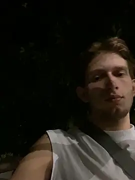 Snapshot of Deim_ chatting on 24, 10, 2025 Deim online show from 24, 10, 2025