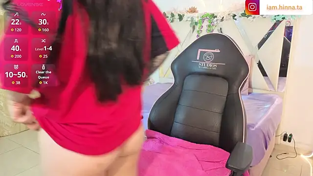 hina tay online show from 13, 3, 2026