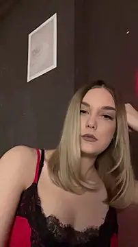 Snapshot of Alisa_Rise chatting on 4, 4, 2026 Alisa Rise online show from 4, 4, 2026