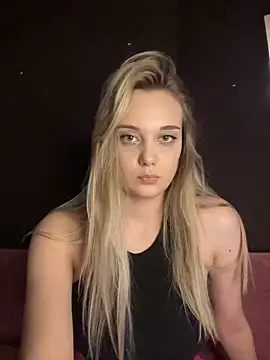 Snapshot of Alisa_Rise chatting on 28, 12, 2024 Alisa Rise online show from 28, 12, 2024