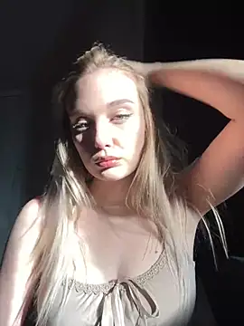 Snapshot of Alisa_Rise chatting on 25, 1, 2025 Alisa Rise online show from 25, 1, 2025