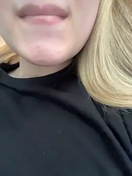 Snapshot of Alisa_Rise chatting on 1, 6, 2026 Alisa Rise online show from 1, 6, 2026