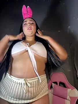 Snapshot of alexxaa96 chatting on 1, 11, 2025 alexxaa96 online show from 1, 11, 2025