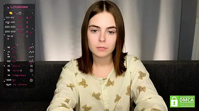 Snapshot of JulianaHaith chatting on 8, 1, 2025 JulianaHaith online show from 8, 1, 2025