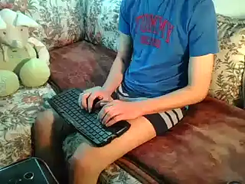 anwarlovemaroc online show from 1, 3, 2025