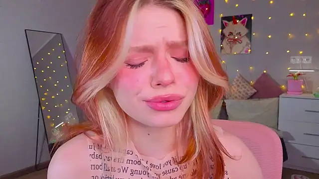 Red  Candy online show from 2, 4, 2026