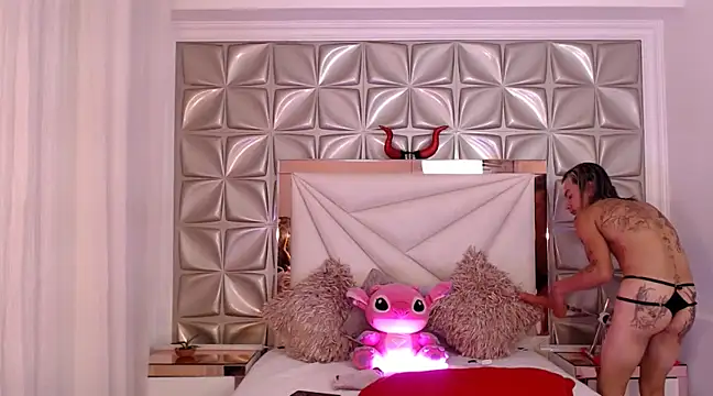 Snapshot of georgie_latin99 chatting on 5, 3, 2025 georgie latin99 online show from 5, 3, 2025
