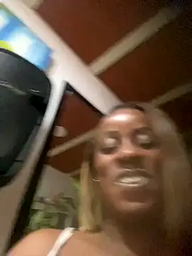 BrianaBrownn online show from 28, 9, 2025