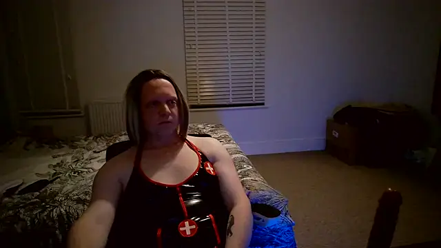 Snapshot of itsallfantasy chatting on 13, 12, 2025 itsallfantasy online show from 13, 12, 2025