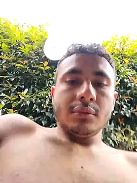 Snapshot of RelaxJhon99 chatting on 10, 10, 2025 RelaxJhon99 online show from 10, 10, 2025