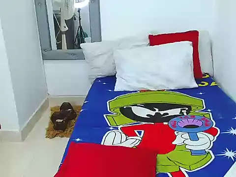 Snapshot of Velk_hot chatting on 17, 11, 2025 Velk hot online show from 17, 11, 2025