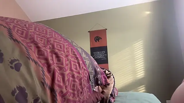 skrtlomainee online show from 20, 12, 2024