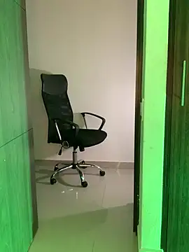 Liloo8923 online show from 7, 3, 2026