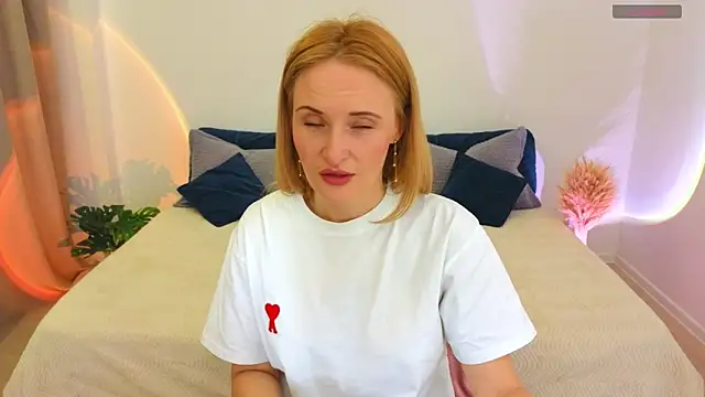 AlisssaRose online show from 8, 4, 2026