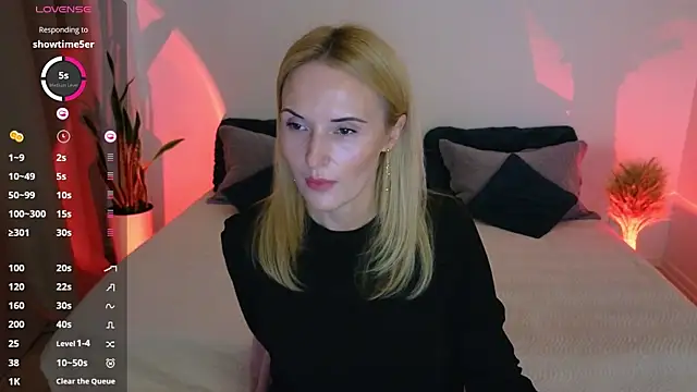 Snapshot of AlisssaRose chatting on 21, 10, 2025 AlisssaRose online show from 21, 10, 2025