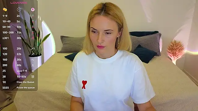 Snapshot of AlisssaRose chatting on 27, 11, 2025 AlisssaRose online show from 27, 11, 2025