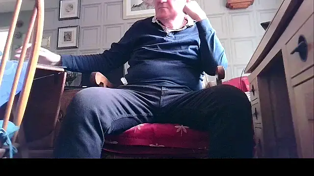 Snapshot of Adamdaddybear chatting on 22, 3, 2025 Adamdaddybear online show from 22, 3, 2025