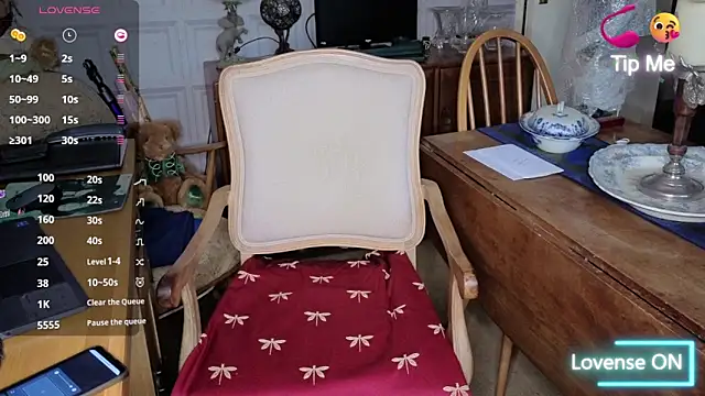 Snapshot of Adamdaddybear chatting on 1, 12, 2025 Adamdaddybear online show from 1, 12, 2025