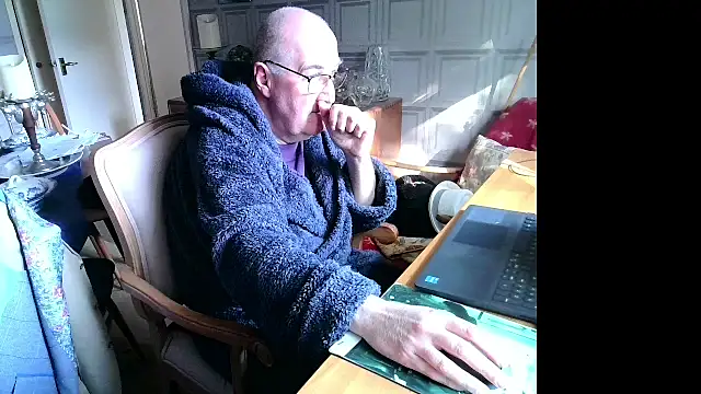 Snapshot of Adamdaddybear chatting on 20, 3, 2025 Adamdaddybear online show from 20, 3, 2025