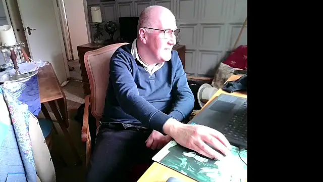 Snapshot of Adamdaddybear chatting on 19, 3, 2025 Adamdaddybear online show from 19, 3, 2025