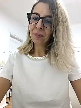 SukyGirl online show from 18, 2, 2025