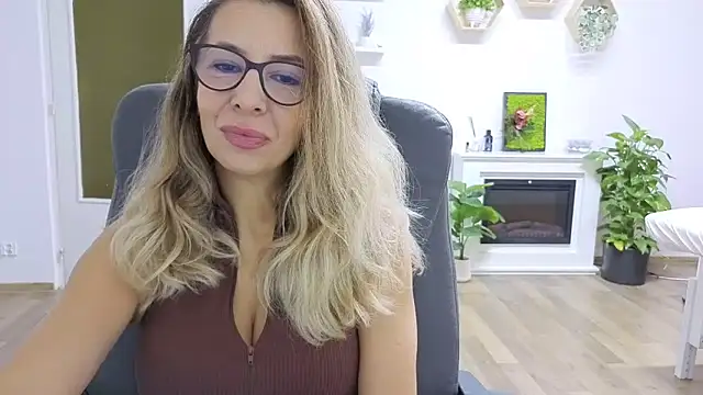 SukyGirl online show from 13, 11, 2025