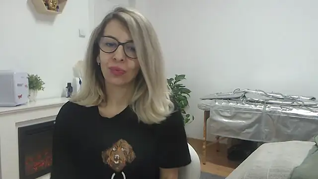 SukyGirl online show from 15, 2, 2025