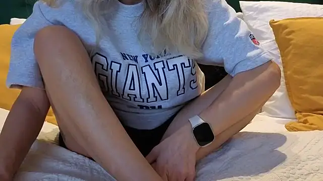 SukyGirl online show from 6, 11, 2025