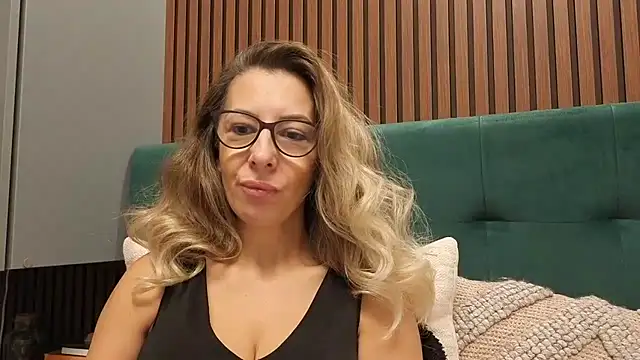 SukyGirl online show from 26, 11, 2025