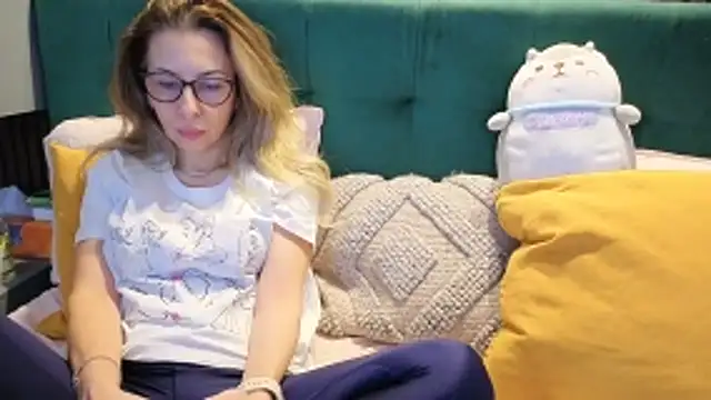 SukyGirl online show from 4, 4, 2026