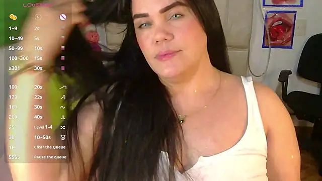 Snapshot of blue_angel33 chatting on 24, 2, 2026 blue angel33 online show from 24, 2, 2026