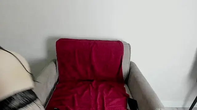 Snapshot of Reed_Fox chatting on 16, 4, 2026 Reed Fox online show from 16, 4, 2026