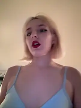 Snapshot of XMelissaX chatting on 17, 5, 2026 XMelissaX online show from 17, 5, 2026