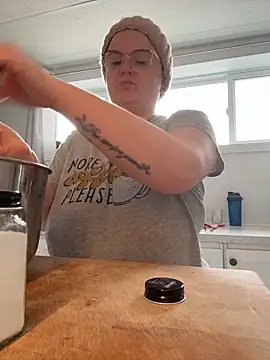 Sweetleeahxx online show from 19, 3, 2026