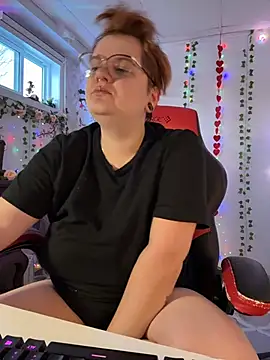 Sweetleeahxx online show from 22, 2, 2026