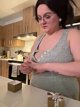 Sweetleeahxx online show from 5, 1, 2025