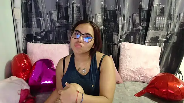 Miapeyton online show from 14, 2, 2025