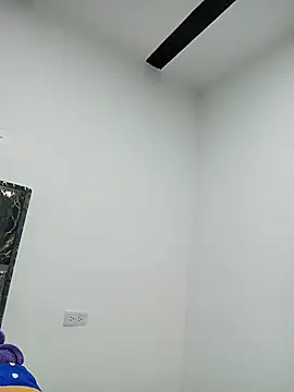 Snapshot of Sara_Brownx chatting on 23, 4, 2026 Sara Brownx online show from 23, 4, 2026