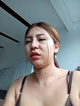 Snapshot of Sara_Brownx chatting on 22, 4, 2026 Sara Brownx online show from 22, 4, 2026