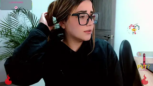 Lucia star   online show from 14, 3, 2026