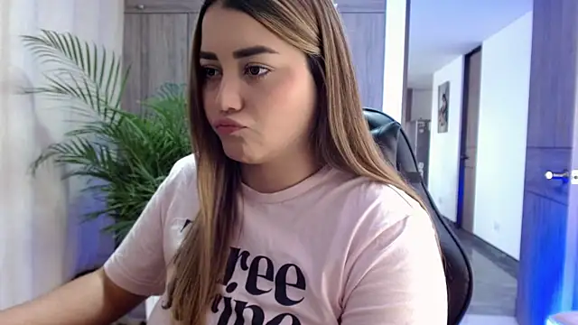 Lucia star   online show from 10, 1, 2026