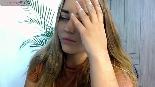 Lucia star   online show from 5, 1, 2026