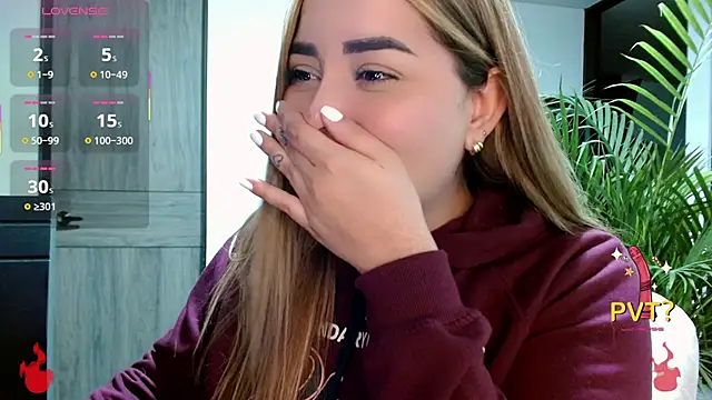 Lucia star   online show from 11, 11, 2025