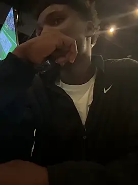 Festivitiesking1 online show from 26, 10, 2025