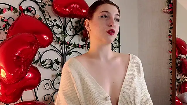 LisaVamp online show from 15, 2, 2025