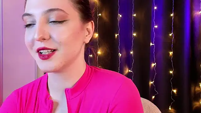 LisaVamp online show from 6, 1, 2025