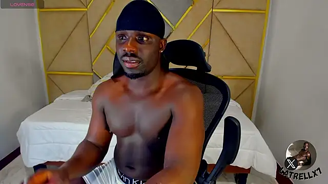 Latrellx7 online show from 27, 11, 2025