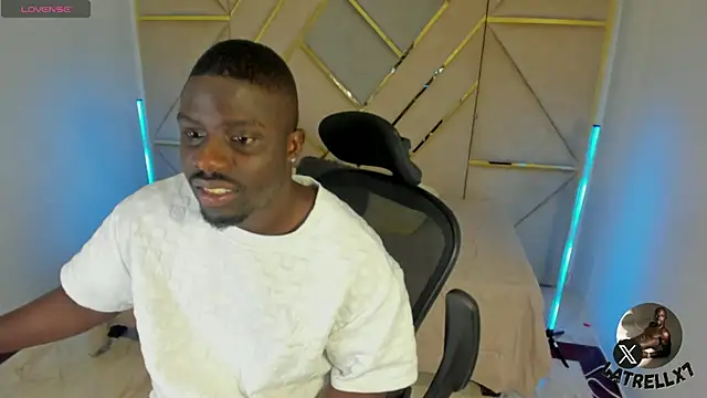 Latrellx7 online show from 30, 11, 2025