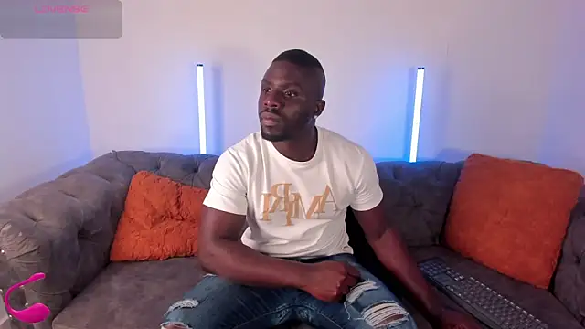 Latrellx7 online show from 7, 2, 2026